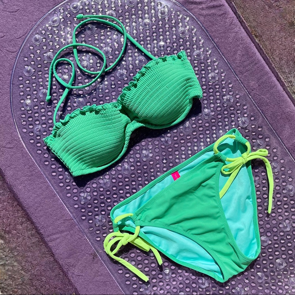 Victoria’s Secret bikini S/32C